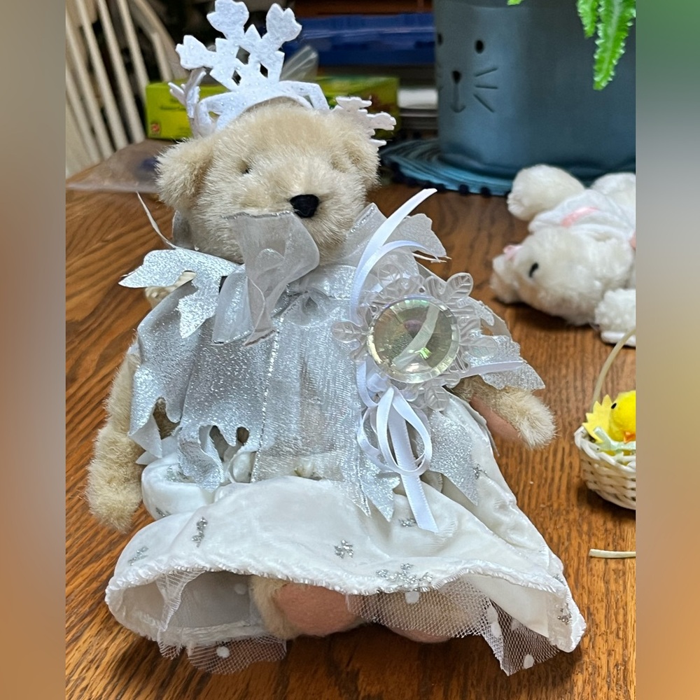 Snowflake Muffy Vanderbear